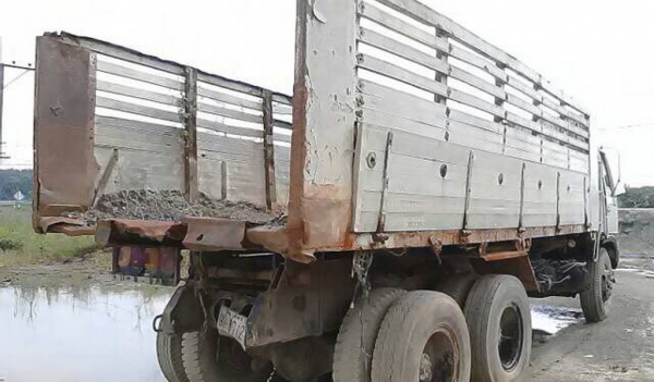 ขายรถ10ล้อดั้มสิงไฮเทค HINO3H ขายตามสภาพ 690,000.-