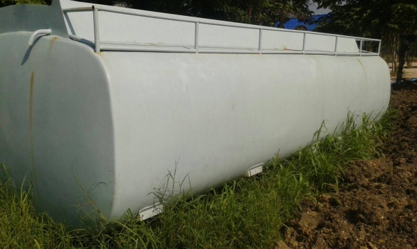 ขายด่วนครับ ถังน้ำ 20000 ลิตร พร้อม อุปกรณ์ ทำสีเสร็จแล้ว พร้อมใช้งานครับ