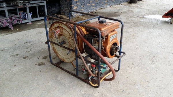 เครื่องฉีดยาแรงดัน KAWAZAKI พร้อมสายฉีด เก่าญี่ปุ่น สภาพดี เครื่องพร้อมใช้งาน เครื่องฉีดยาแรงดัน KAWAZAKI พร้อมสายฉีด เก่าญี่ปุ่น สภาพดี เครื่องพร้อมใช้งาน