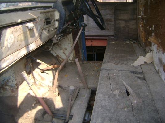 ดั้ม  6BB  2 เพลา   ไม่มีทะเบียน/ เอกสารหาย  ราคา 270,000 บาท