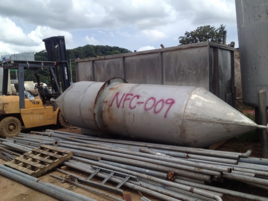 ขายถังสแตนเลส ทรงจรวด ขนาด 3,000 ลิตร มีทั้งหุ้มและไม่หุ้ม จำนวน 9 ใบ สวยทุกใบ ขายถังสแตนเลส ทรงจรวด ขนาด 3,000 ลิตร มีทั้งหุ้มและไม่หุ้ม จำนวน 9 ใบ สวยทุกใบ