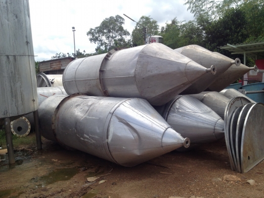 ขายถังสแตนเลส ทรงจรวด ขนาด 3,000 ลิตร มีทั้งหุ้มและไม่หุ้ม จำนวน 9 ใบ สวยทุกใบ ขายถังสแตนเลส ทรงจรวด ขนาด 3,000 ลิตร มีทั้งหุ้มและไม่หุ้ม จำนวน 9 ใบ สวยทุกใบ