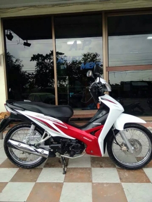 ขายถูกๆ Honda Wave 110 i ปี 2556 สีขาว แดง สวยวิ๊งมากๆ คุ้มค่าประหยัดน้ำมัน ขายถูกๆ Honda Wave 110 i ปี 2556 สีขาว แดง สวยวิ๊งมากๆ คุ้มค่าประหยัดน้ำมัน