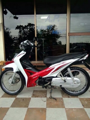 ขายถูกๆ Honda Wave 110 i ปี 2556 สีขาว แดง สวยวิ๊งมากๆ คุ้มค่าประหยัดน้ำมัน ขายถูกๆ Honda Wave 110 i ปี 2556 สีขาว แดง สวยวิ๊งมากๆ คุ้มค่าประหยัดน้ำมัน