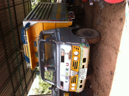 ขายหัวรถบรรทุก 6 ล้อ isuzu tl 7000บ อยู่โคราช