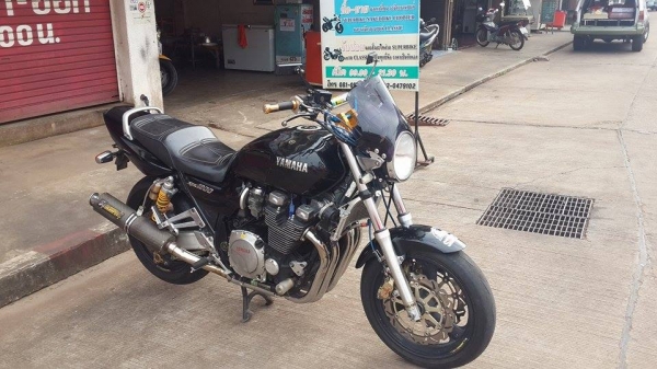 XJR1200 สเปคอเมริกา ไมล์260 ของแต่งล้น ท่อแต่งคู่ ทั้งเส้น กันล้ม โซ่สเตอเต็ม แฮนด์บาร์ตุ๊กตาแฮนด์แต่ง มือเบรคปรับระดับ จานเบรคแต่งอาราชิออยคลูเลอร์แต่ง กระจกแต่ง ชิวหน้า อินวอยส์ สรรพสามิตร สวยๆ คับ ราคา 115000 บาท ส่งได้ทั่วไทยคับ สนใจติดต่อ 081-0578282