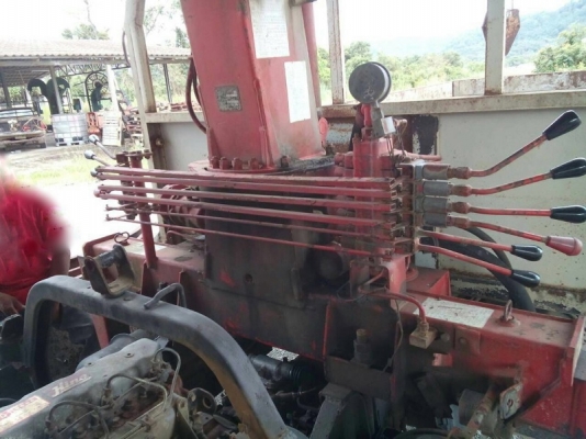 รถฮีโน่ 6 ล้อ ติดเครน 2.5 ตัน. KM779 117 แรงม้า. สนใจติดต่อ 081 - 6079515 รถฮีโน่ 6 ล้อ ติดเครน 2.5 ตัน. KM779 117 แรงม้า. สนใจติดต่อ 081 - 6079515