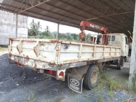 รถฮีโน่ 6 ล้อ ติดเครน 2.5 ตัน. KM779 117 แรงม้า. สนใจติดต่อ 081 - 6079515 รถฮีโน่ 6 ล้อ ติดเครน 2.5 ตัน. KM779 117 แรงม้า. สนใจติดต่อ 081 - 6079515