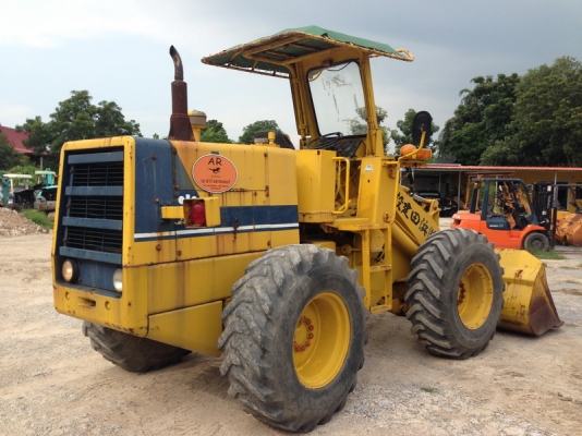 รถตัก Komatsu 510 นำเข้าจาก ญี่ปุ่น +++ สวยมาก พร้อมใช้งาน ขายถูก 090-986-2521 รถตัก Komatsu 510 นำเข้าจาก ญี่ปุ่น +++ สวยมาก พร้อมใช้งาน ขายถูก 090-986-2521