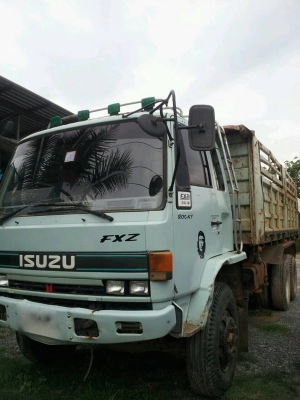 รถอีซูซุ 10 ล้อดั้ม FXZ  เปลื่ยนเครื่อง 240 แรงม้า. ปี 34  สนใจติดต่อ 081 - 6079515