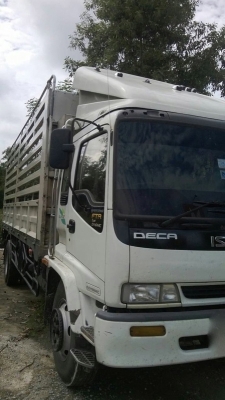 รถอีซูซุ 6 ล้อ รั้ว ( ไม่ดั้ม )  FTR  200 แรงม้า.  ปี 46 สนใจติดต่อ 081 - 6079515