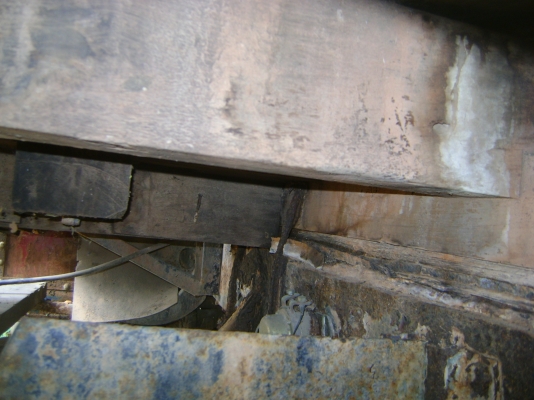 เพลาเดียว  6 BD 1   มี่เล่ม แจ้ง ม.79  ราคา 270,000  บาท