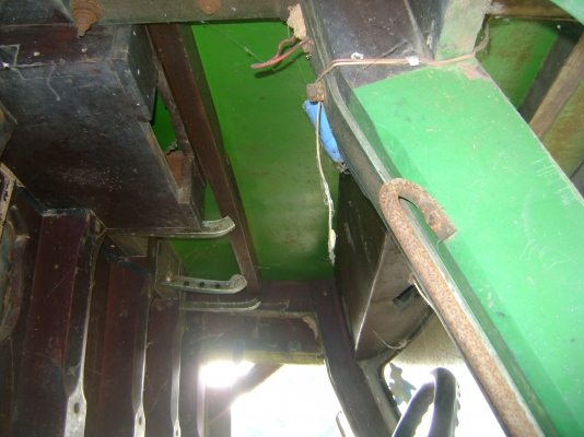 2 เพลาฟูโช่  6 BF1  175 แรง  ไม่มีทะเบียน  ราคา 270,000 บาท