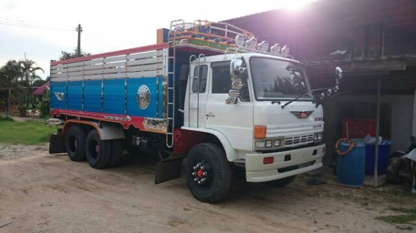 ขาย HINO KTดั้ม2เพลาสภาพสวย เครื่องEH700 เกียร์เดิมเอกสารพร้อม 795000