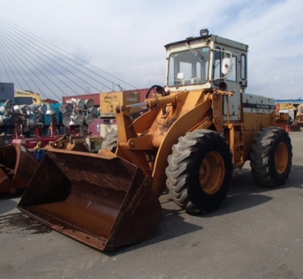 รถตัก Komatsu 510 นำเข้าจาก ญี่ปุ่น +++ สวยมาก พร้อมใช้งาน ขายถูก 090-986-2521