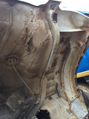 ขาย 6 ล้อเคน 3.4 ตัน 5 เหลี่ยมท้องปลิง เครื่อง185 แรง HO7C