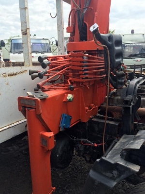 ขาย 6 ล้อเคน 3.4 ตัน 5 เหลี่ยมท้องปลิง เครื่อง185 แรง HO7C