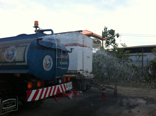 ให้เช่ารถน้ำสิบล้อ0815825587 ให้เช่ารถน้ำสิบล้อ0815825587