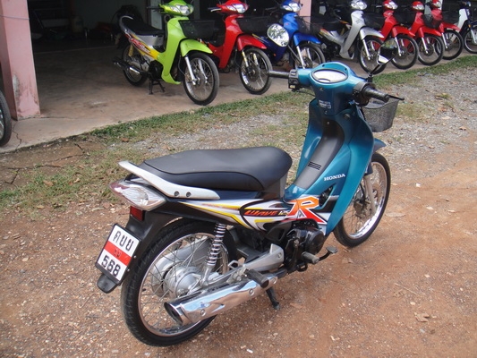 ขายเวฟ 125  สีเขียว-ดำ  ทะเบียนพร้อมชุดโอน