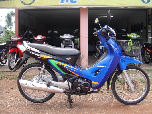 ขายเวฟ 125  สีน้ำเงิน-ดำ ทะเบียนพร้อมชุดโอน