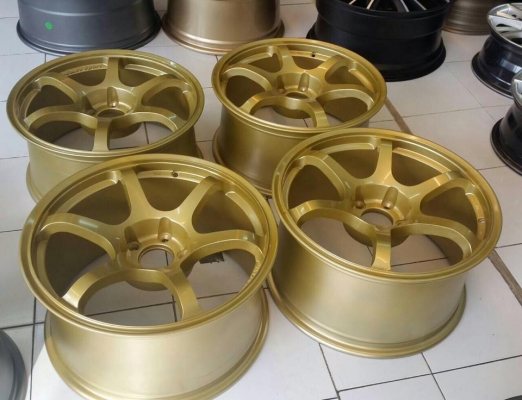 ขาย ล้อแม็กซ์18" มือ2 RGS หน้า 8.5" ET.40 หลัง 9.5" ET.35 สภาพสวยพร้อมใช้งาน ขายชุดละ 12,000 บาท จัดส่งฟรี สนใจสอบถาม 089-6669061