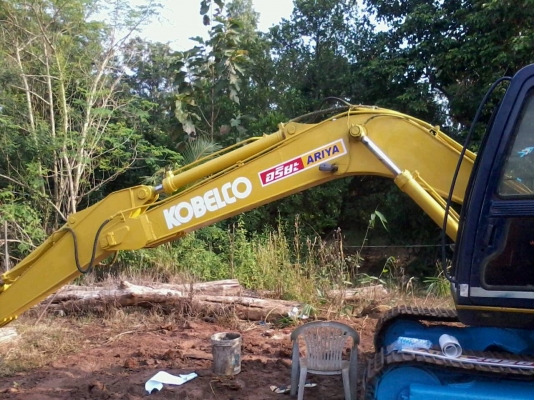 KOBELCO-SK120-/// พิมพ์นิยม สภาพสวยพร้อมใช้ เครื่องแน่น ปั้มดี ทำงานเร็วครับ