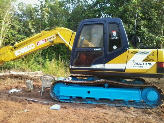 KOBELCO-SK120-/// พิมพ์นิยม สภาพสวยพร้อมใช้ เครื่องแน่น ปั้มดี ทำงานเร็วครับ