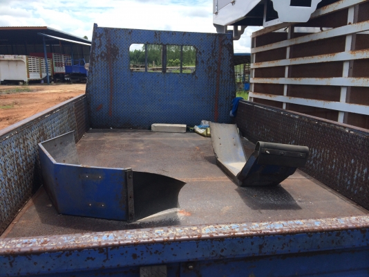 ขายกะบะคาร์โก้ ถอดลงจาก 4 ล้อ อีซูซุ NKR ขายกะบะคาร์โก้ ถอดลงจาก 4 ล้อ อีซูซุ NKR