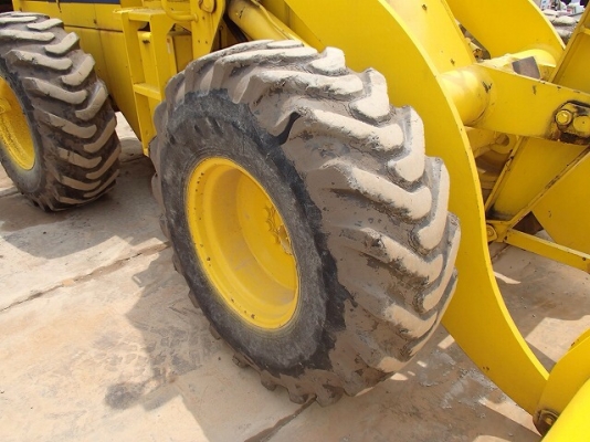 รถตัก Komatsu 515 สวยๆ นำเข้าจาก ญี่ปุ่น +++ สวยมาก พร้อมใช้งาน ขายถูก 090-986-2521