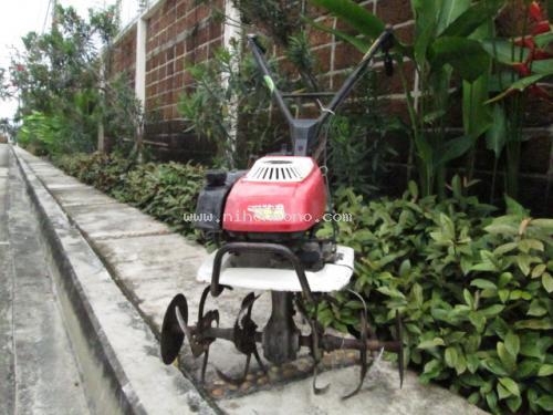 เครื่องพรวนดิน !!!    HONDA      F200  รหัสสินค้า : 14001949  หรือเพิ่มเติมไดที่ www.nihonmono.com