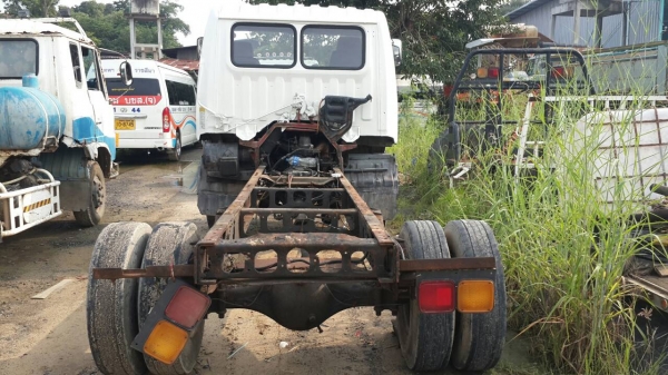 HINO FD หัวไฮเทคแค๊ป สภาพสวยไม่มีผุ เครือง HO7C 185 แรงม้า เบรคจิฟฟี่ ทะเบียนพร้อม