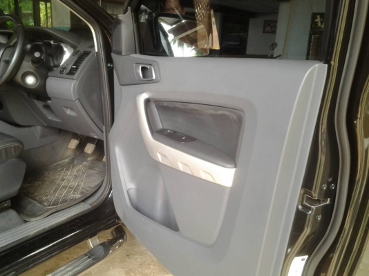 FORD RANGER 2.2 ปี56 ตัสูงครับ มือเดียวไมล์ 39000 สภาพเดิมบางนางบวช ปิดงวดได้เล่มแล้วครับ