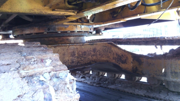 KOMATSU PC 60-5 KOMATSU PC 60-5