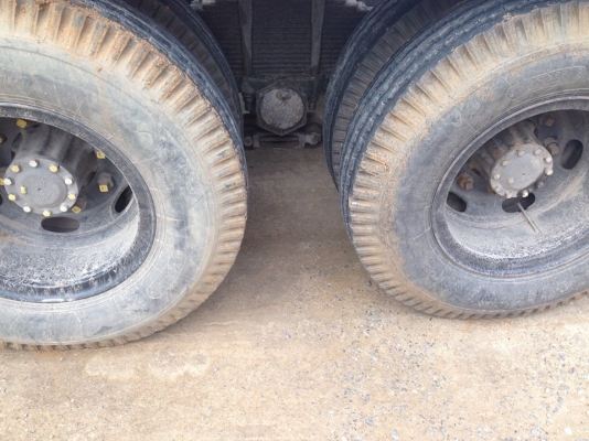 ***ขายแล้วครับขอบคุณ Truck2hand ขาย10ล้อ2เพลา สวยเดิม HINO SUMO FM226 EM100-220HP เครื่องเดิมเกียร์เดิม 220แรง แห้งๆแน่นๆ แรงดี ไม่เยิ้ม เกียร์ดีไม่หลุดไม่หอน ช่วงล่างเดิม คัสซีสวยเดิม ไม่ปะไม่ดาม ไม่มีบวม ไม่เคยบรรทุก สโลวเดิม หัวเก๋งเดิมๆ ไม่ผุ บางสวย ภ ***ขายแล้วครับขอบคุณ Truck2hand ขาย10ล้อ2เพลา สวยเดิม HINO SUMO FM226 EM100-220HP เครื่องเดิมเกียร์เดิม 220แรง แห้งๆแน่นๆ แรงดี ไม่เยิ้ม เกียร์ดีไม่หลุดไม่หอน ช่วงล่างเดิม คัสซีสวยเดิม ไม่ปะไม่ดาม ไม่มีบวม ไม่เคยบรรทุก สโลวเดิม หัวเก๋งเดิมๆ ไม่ผุ บางสวย ภ