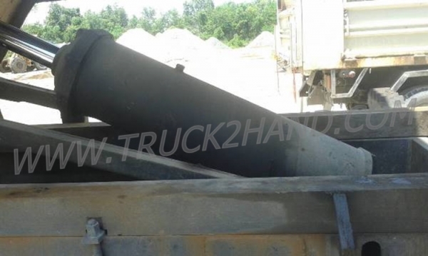 HINO 6 ล้อดัมพ์ 195 แรงม้า 6 สูบ สภาพพร้อมใช้งาน