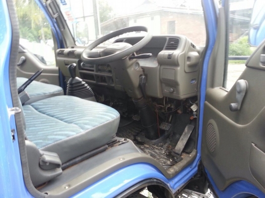 รถอีซูซุ 6 ล้อ NKR 100 แรงม้า. ปี 48 ( ขายหัว / คัชซี ) สนใจติดต่อ 081 - 6079515 รถอีซูซุ 6 ล้อ NKR 100 แรงม้า. ปี 48 ( ขายหัว / คัชซี ) สนใจติดต่อ 081 - 6079515