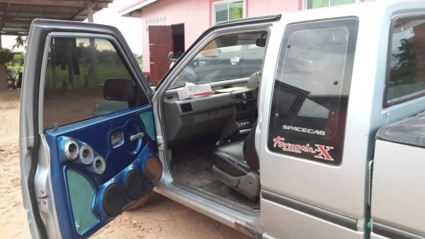 ขายรถกระบะอีซูซุมังกรทองแคปจดทะเบียนมีค39ราคา139000โทร0847944751 ขายรถกระบะอีซูซุมังกรทองแคปจดทะเบียนมีค39ราคา139000โทร0847944751