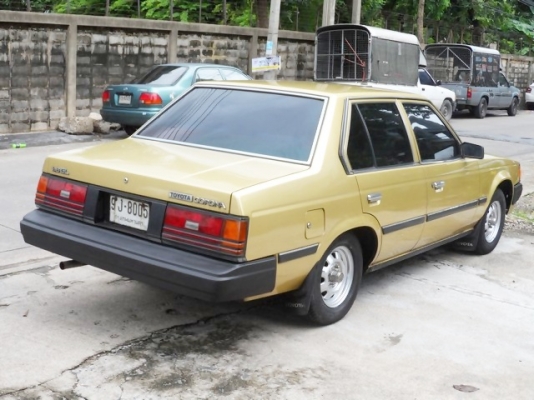 TOYOTA CORONA 1.8 MT <โฉมหน้าแหลม> ปี 1983 ขายถูก T.086-527-9533
