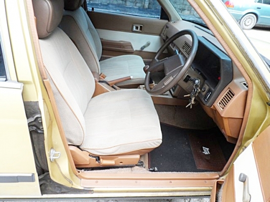 TOYOTA CORONA 1.8 MT <โฉมหน้าแหลม> ปี 1983 ขายถูก T.086-527-9533