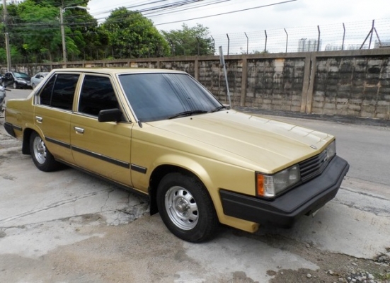 TOYOTA CORONA 1.8 MT <โฉมหน้าแหลม> ปี 1983 ขายถูก T.086-527-9533