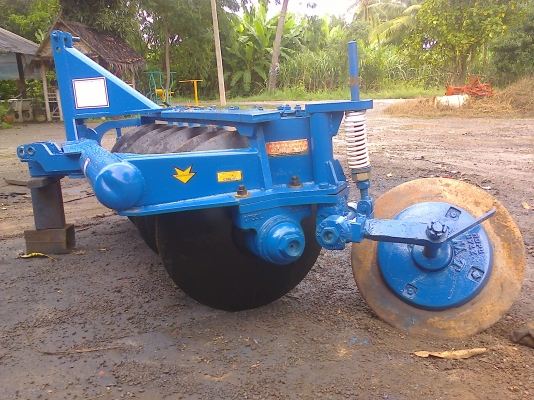 ขายผาน 7 CMT  สภาพพร้อมใช้ ใบผานให่ญ สําหรับรถไถฟอร์ด