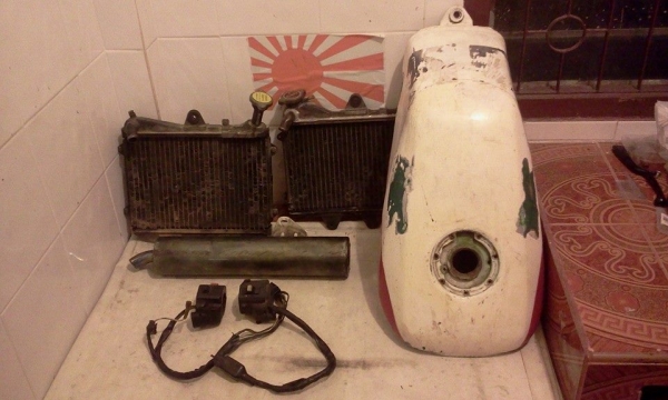 รวมกระทู้+ลดราคา!! อะไหล่แท้+เทียม Kawasaki 150cc. มีแค่นี้ครับ