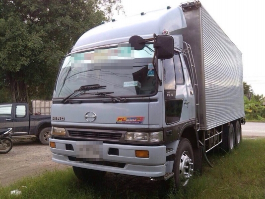 รถฮีโน่ 10 ล้อ ตู้เย็น 260 แรงม้า. ปี 43  สนใจติดต่อ 081 - 6079515