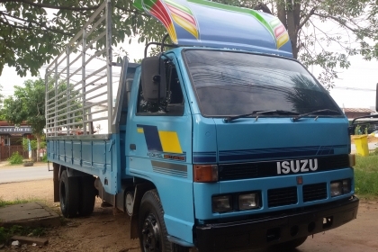 (ร้านรุ่งโรจน์ 082-1057078) ขาย 6 ล้อ ISUZU NKR 110 แรงม้า รถห้างแท้ๆ (ร้านรุ่งโรจน์ 082-1057078) ขาย 6 ล้อ ISUZU NKR 110 แรงม้า รถห้างแท้ๆ