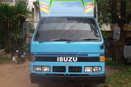 (ร้านรุ่งโรจน์ 082-1057078) ขาย 6 ล้อ ISUZU NKR 110 แรงม้า รถห้างแท้ๆ (ร้านรุ่งโรจน์ 082-1057078) ขาย 6 ล้อ ISUZU NKR 110 แรงม้า รถห้างแท้ๆ