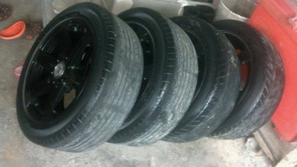 แม็ก 17 กระบะ 6 รู เจแปน แถมยาง 8700 บาท