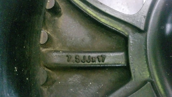 แม็ก17วีไอพีเจแปน 4 รู 100 และ 114 พร้อมยางดอกล้นๆ 11900 บาท แม็ก17วีไอพีเจแปน 4 รู 100 และ 114 พร้อมยางดอกล้นๆ 11900 บาท