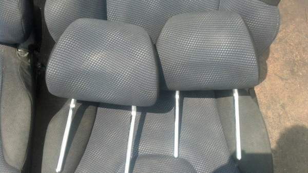 ขายเบาะรถยนต์แนวสปอร์ต พร้อมรางอุปกรณ์ครบ 2900 บาท ขายเบาะรถยนต์แนวสปอร์ต พร้อมรางอุปกรณ์ครบ 2900 บาท