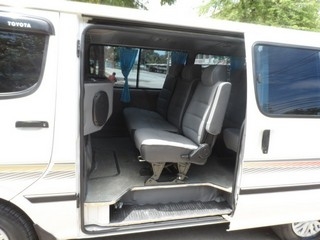 TOYOTA HIACE 3.0 GL ปี 2001 จัดไฟแนนซ์ได้ ดาวน์ 8,000 T.086-527-9533