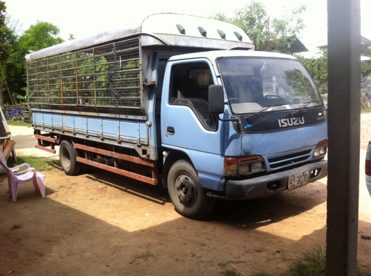 ขาย120ฝาขาว แรงเกียรสั้นปี41 รถสวยพร้อมใช้งานเอกสารพร้อมโอนยาว5เมตร